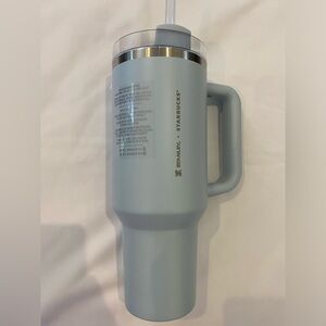 Starbucks Stanley Cup Tumblr 40 FL oz/ 1.18 L